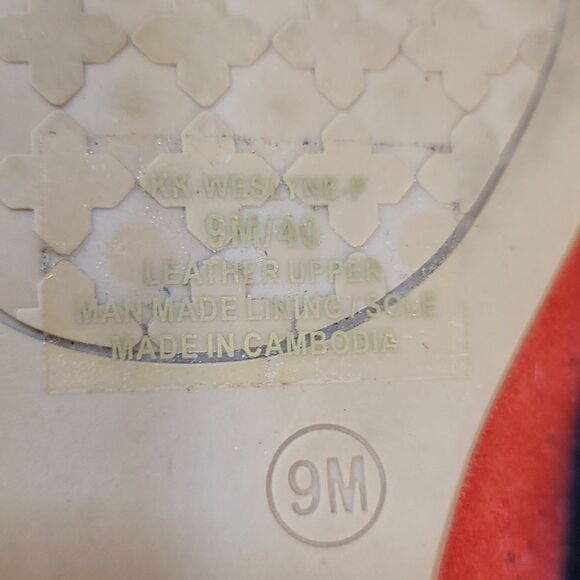 KELLY & KATIE PERFORATED SUEDE "WESLYNE" SIP ON BALLET FLAT SHOES - Picture 12 of 13